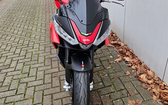 Gebrauchtmotorrad Aprilia Tuono 660 - Bild 3