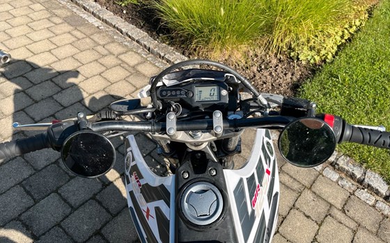 Gebrauchtmotorrad Yamaha WR 125 X - Bild 3 Gebrauchtmotorrad Yamaha WR 125 X - Bild 3