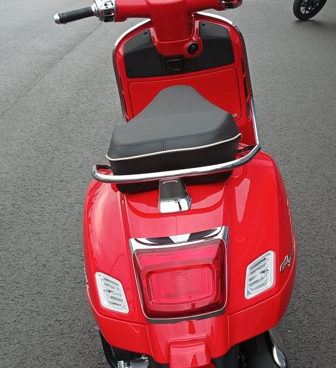 Angebot Vespa GTS 125 Super iGET