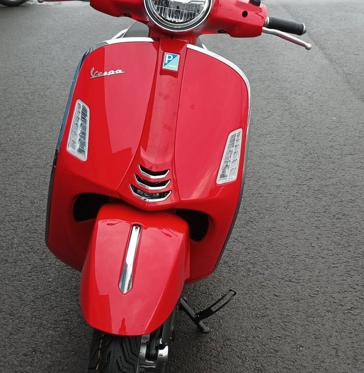 Angebot Vespa GTS 125 Super iGET