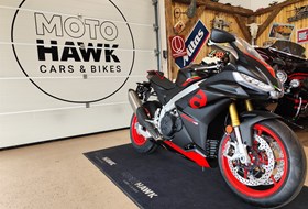 Aprilia RSV4 1100
