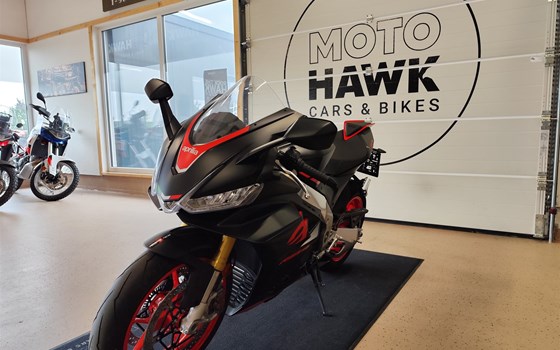 Neufahrzeug Aprilia RSV4 1100 - Bild 6 Neufahrzeug Aprilia RSV4 1100 - Bild 6