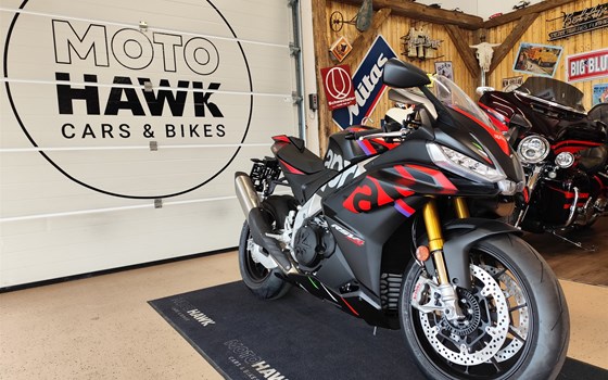 Neufahrzeug Aprilia RSV4 1100 Factory - Bild 1 Neufahrzeug Aprilia RSV4 1100 Factory - Bild 1