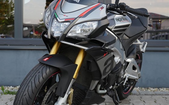 Gebrauchtmotorrad Aprilia Tuono V4 1100 RR - Bild 7