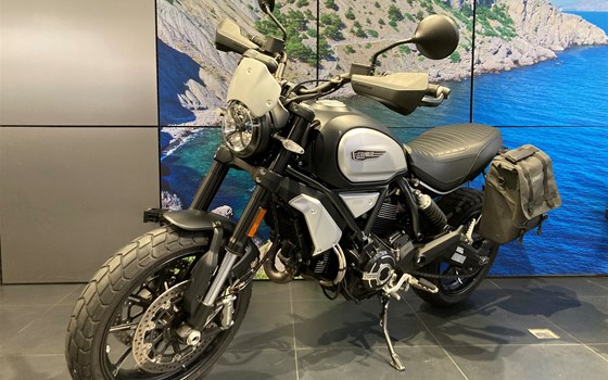 Gebrauchtmotorrad Ducati Scrambler 1100 Dark PRO - Bild 1 Gebrauchtmotorrad Ducati Scrambler 1100 Dark PRO - Bild 1