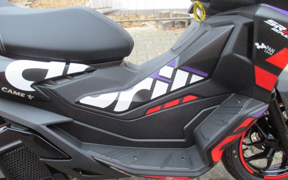 Neufahrzeug Aprilia SR GT Sport 125 - Bild 12