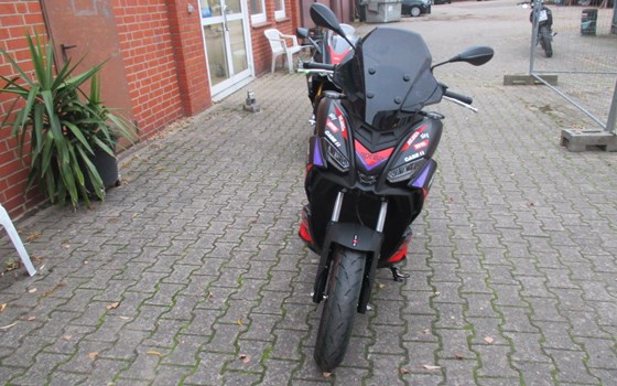 Neufahrzeug Aprilia SR GT Sport 125 - Bild 7