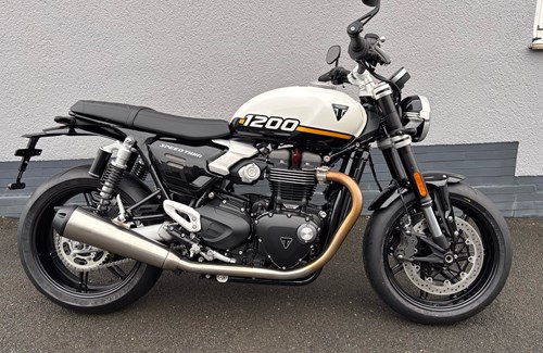 Neumotorrad Triumph Speed Twin 1200