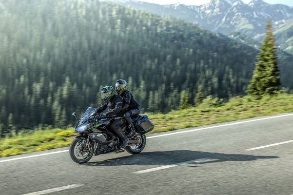 Kawasaki Ninja 1100SX (GY1: Gray / Black) - Bild 5