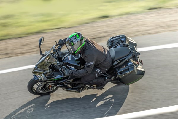 Kawasaki Ninja 1100SX (GY1: Gray / Black) - Bild 6
