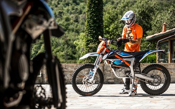 Neufahrzeug KTM Freeride E-XC - Bild 4