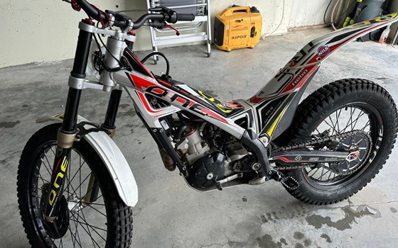 Gebrauchtmotorrad TRS One 125 - Bild 1 Gebrauchtmotorrad TRS One 125 - Bild 1