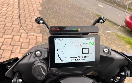 Gebrauchtmotorrad Benelli TRK 502 - Bild 3