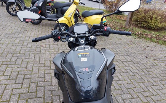 Gebrauchtmotorrad Kawasaki Z7 Hybrid - Bild 9