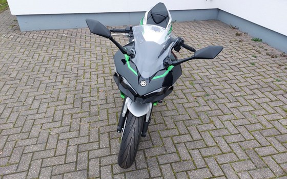 Neufahrzeug Kawasaki Ninja 7 Hybrid - Bild 3