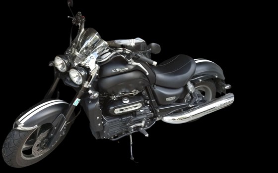 Gebrauchtmotorrad Triumph Rocket III Roadster - Bild 1