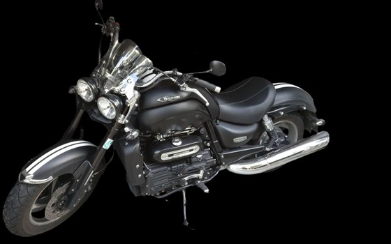 Gebrauchtmotorrad Triumph Rocket III Roadster - Bild 1