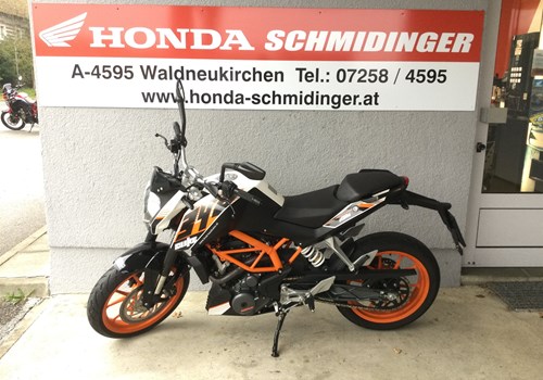 KTM 390 Duke