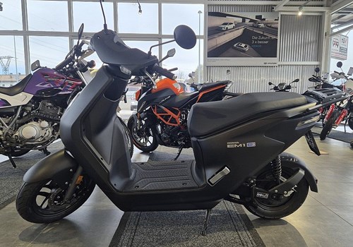 Honda EM1 e