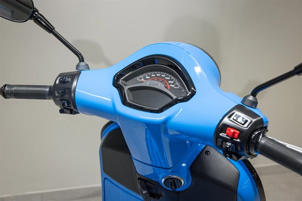 Vespa GTS 310 SuperSport (Blu Ecleticco) - Bild 9