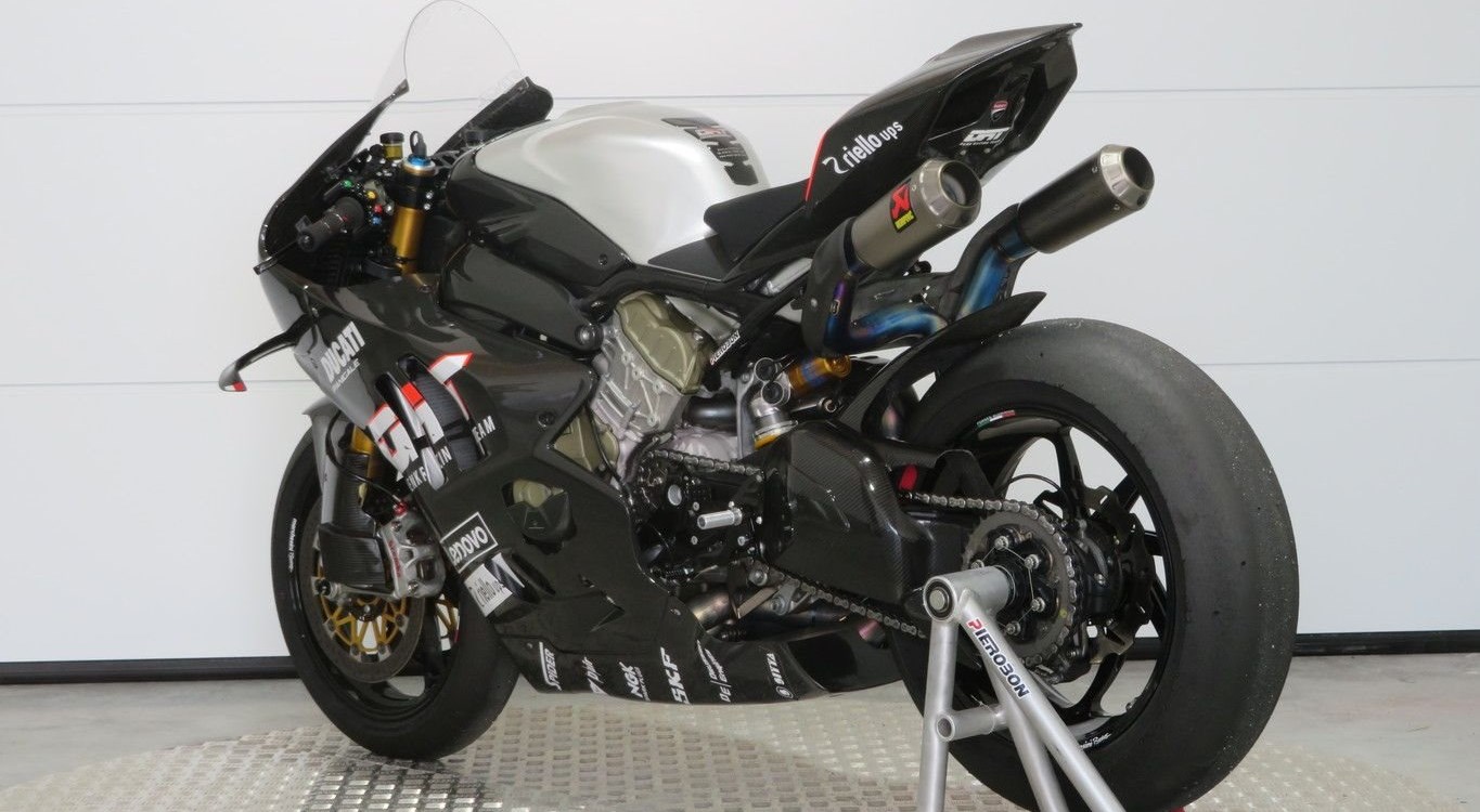 Offer Ducati Panigale V4 S