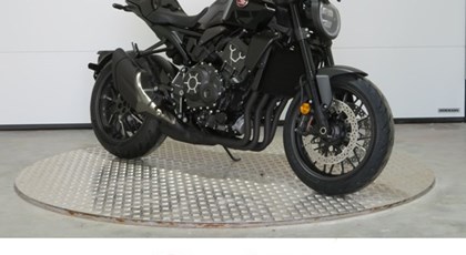 Neumotorrad Honda CB1000R Black Edition