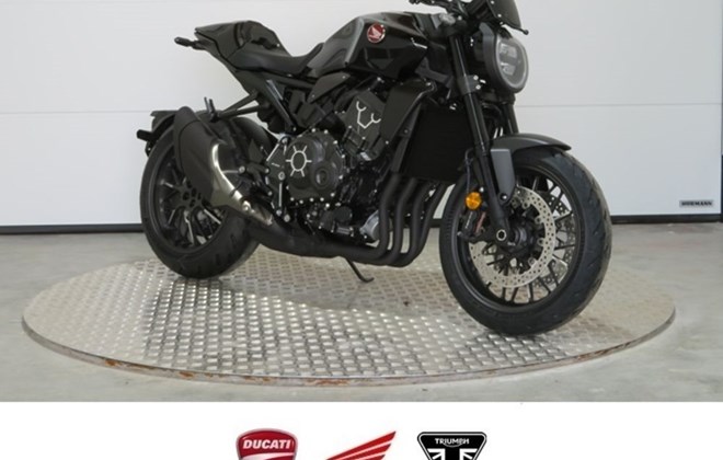 Honda CB1000R Black Edition