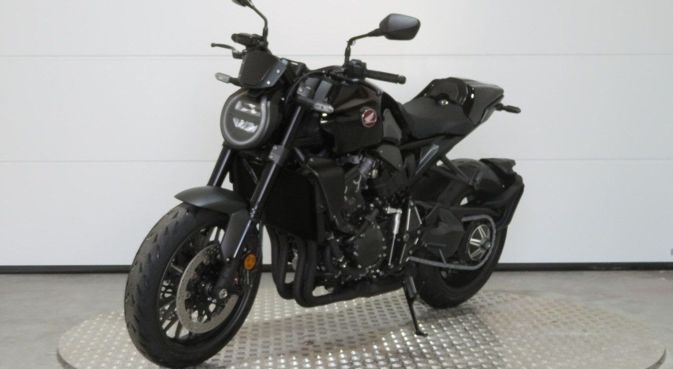 Offer Honda CB1000R Black Edition