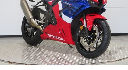 Gebrauchtfahrzeug Honda CBR1000RR-R Fireblade