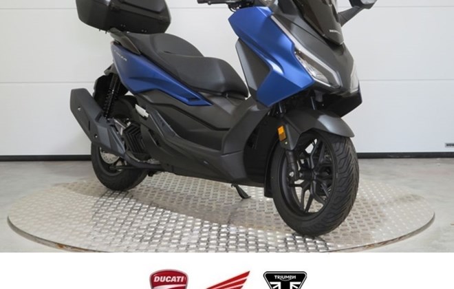 Honda Forza 125