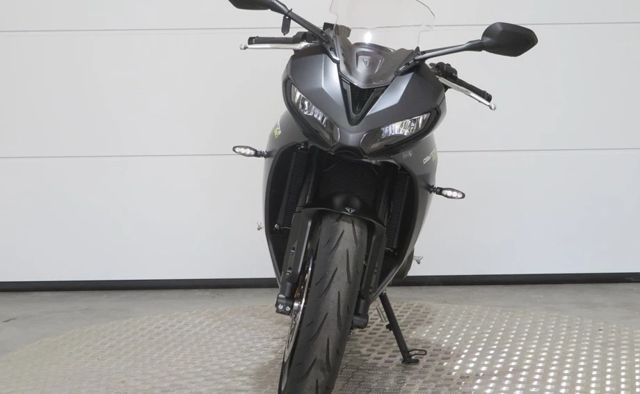 Angebot Triumph Daytona 660 Bild 4: Angebot Triumph Daytona 660