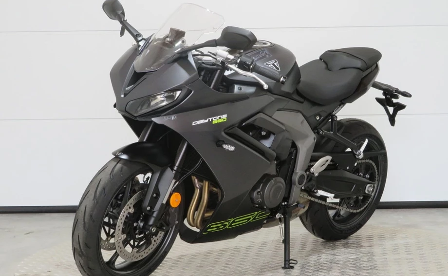 Angebot Triumph Daytona 660 Bild 5: Angebot Triumph Daytona 660