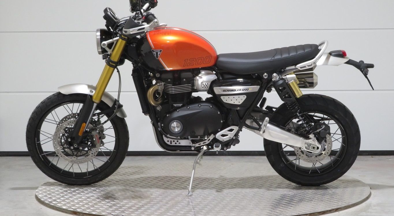 Offer Triumph Scrambler 1200 XE