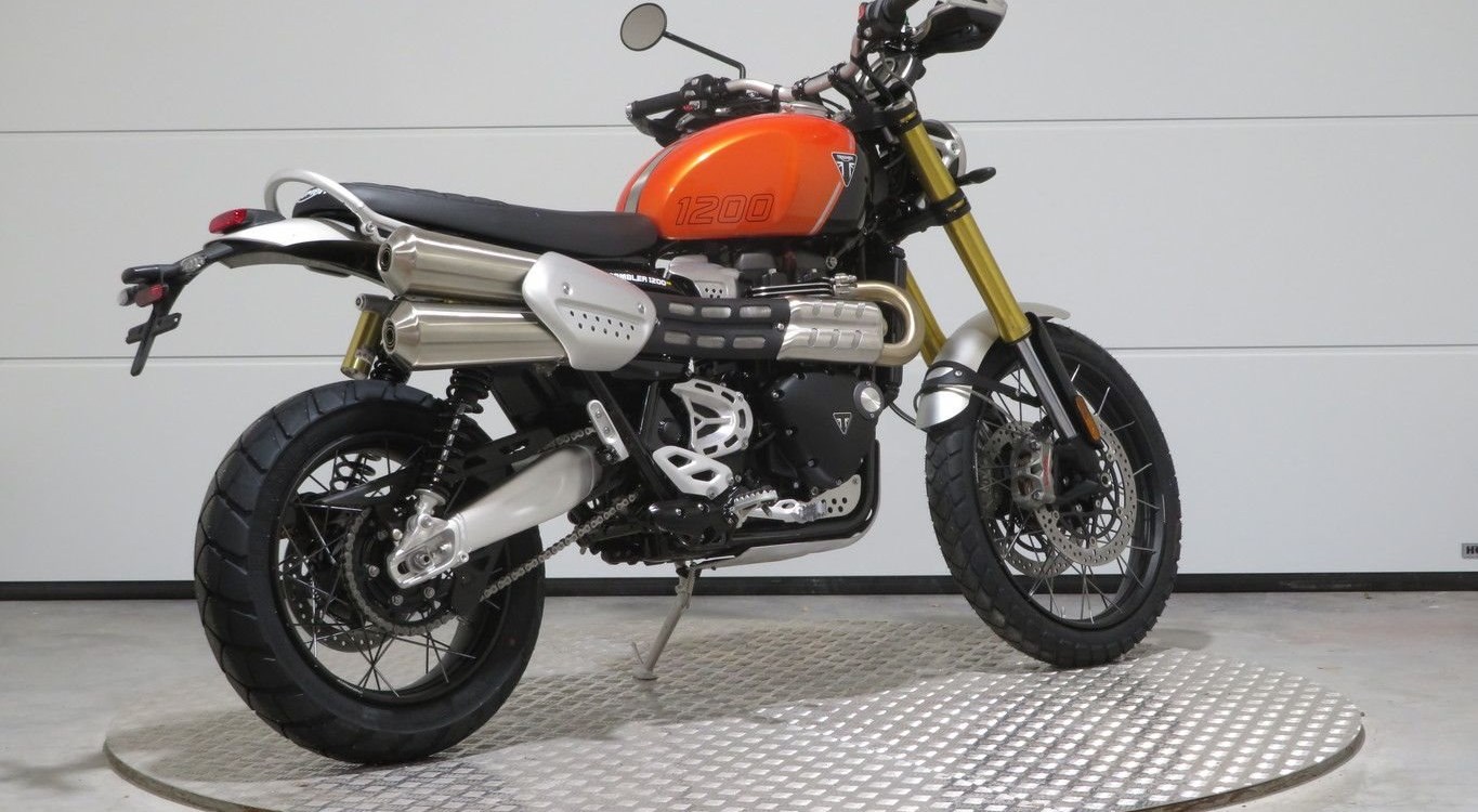 Offer Triumph Scrambler 1200 XE