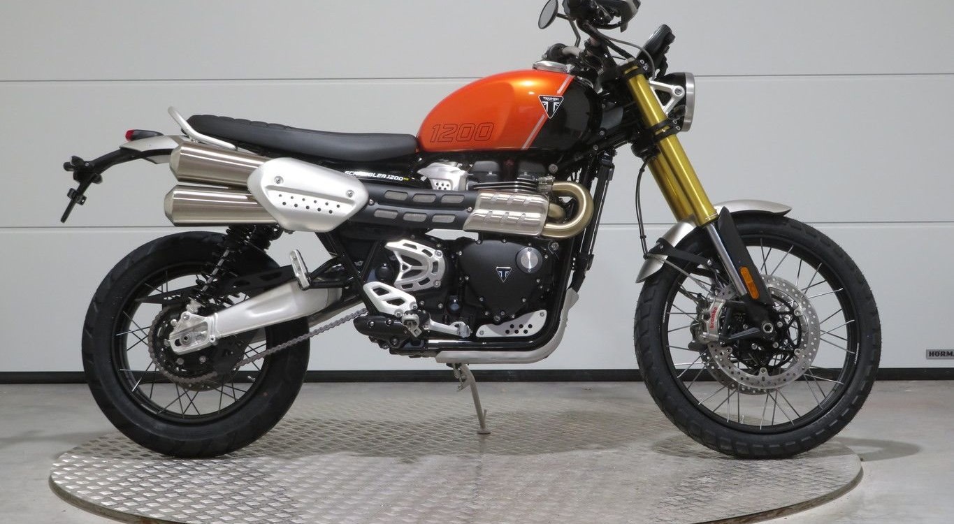 Offer Triumph Scrambler 1200 XE