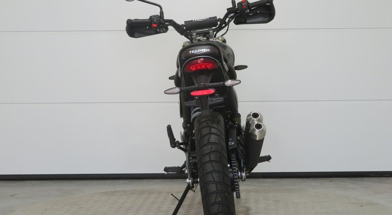 Offer Triumph Scrambler 400 X