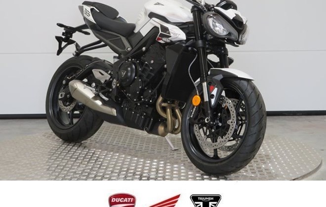 Triumph Street Triple R