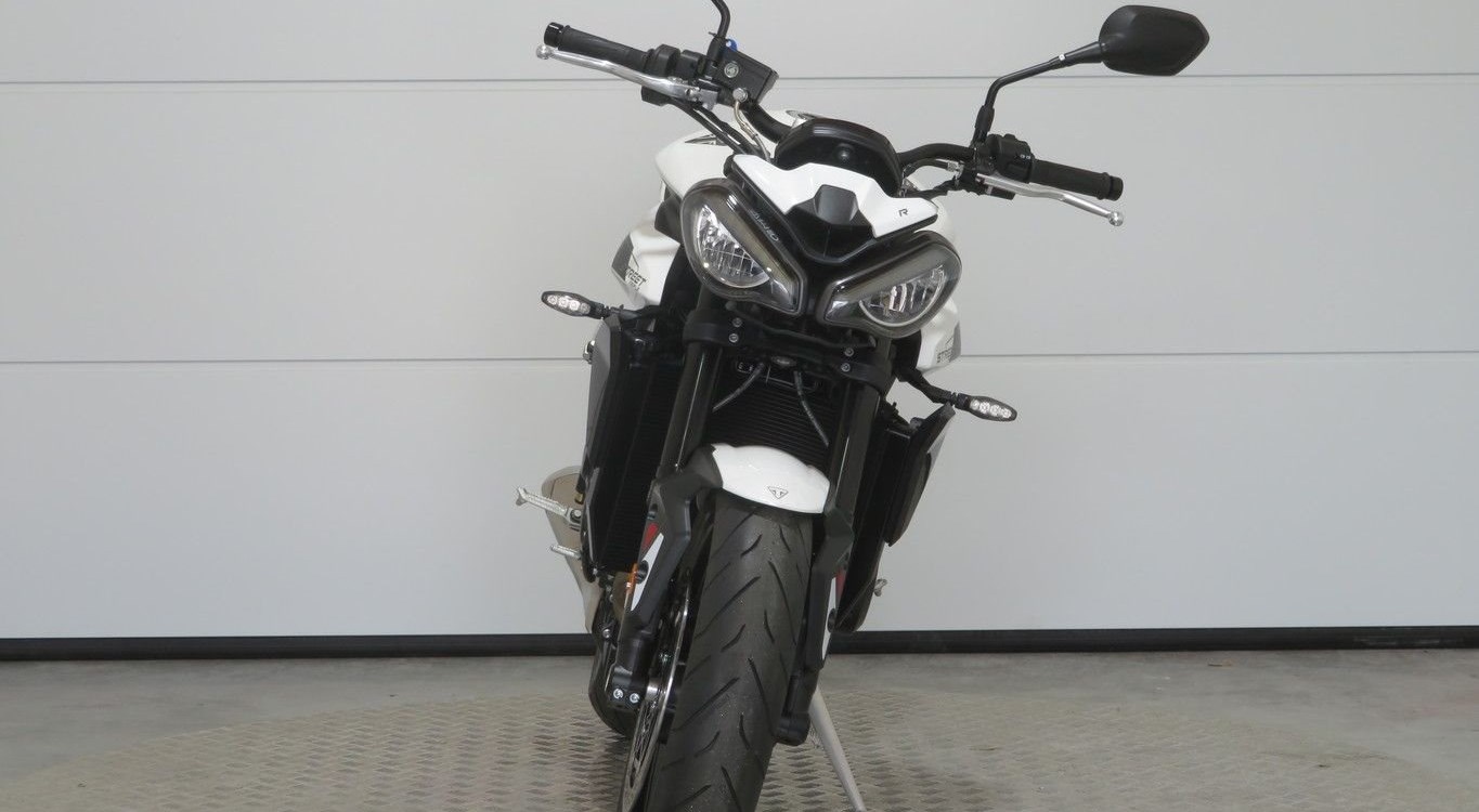 Offer Triumph Street Triple R