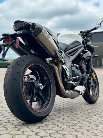 Speed Triple RS