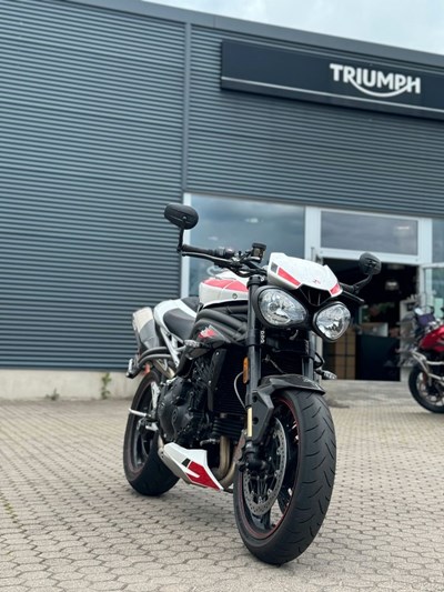 Speed Triple RS