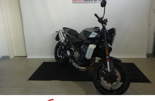 Gebrauchtmotorrad Husqvarna Svartpilen 801