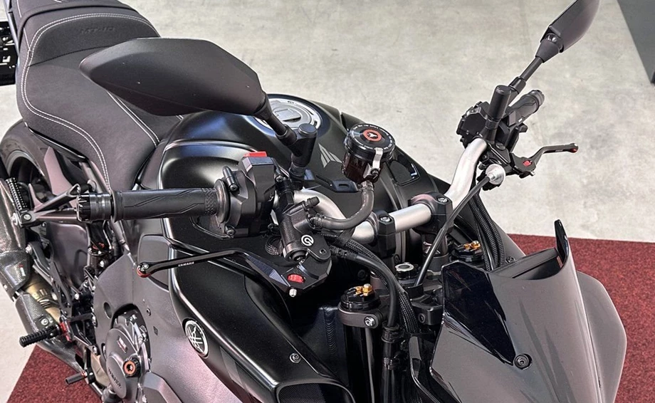 Angebot Yamaha MT-10 Bild 13: Angebot Yamaha MT-10