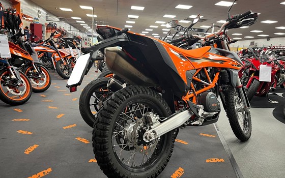 Gebrauchtmotorrad KTM 690 Enduro R - Bild 3