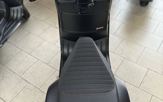 Neufahrzeug Vespa TS - Bild 6