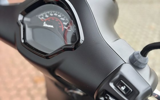 Neufahrzeug Vespa GTS 125 Supersport iGET - Bild 7