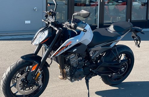 Neumotorrad KTM 790 Duke