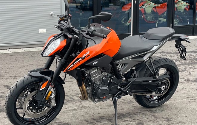 KTM 790 Duke