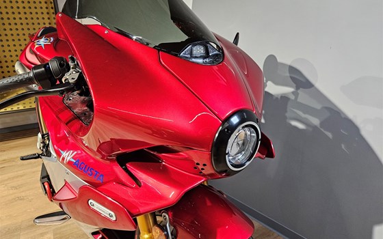 Neufahrzeug MV Agusta Superveloce 1000 Serie Oro - Bild 11