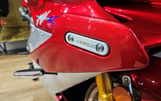 Neufahrzeug MV Agusta Superveloce 1000 Serie Oro - Bild 12