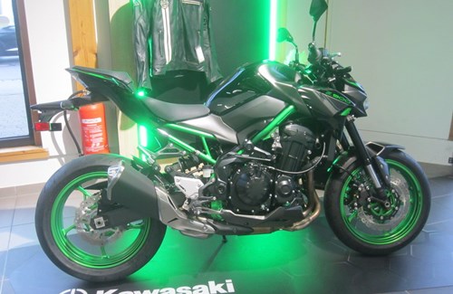 Neumotorrad Kawasaki Z900